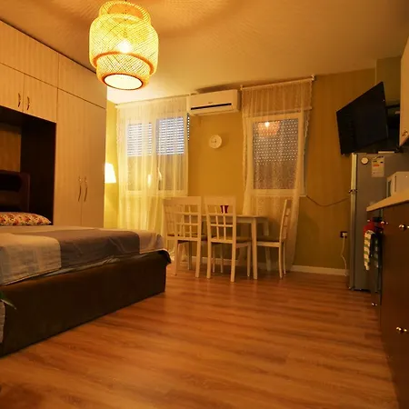 Silva 2 Apartamento *